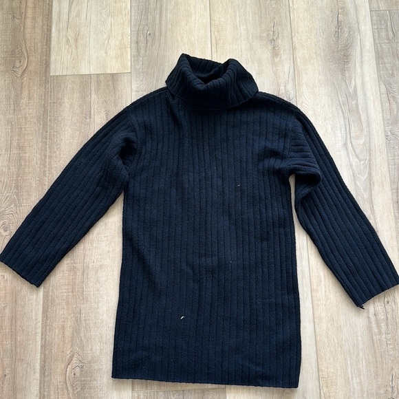 NEW A&F knit dress - Picture 2 of 2